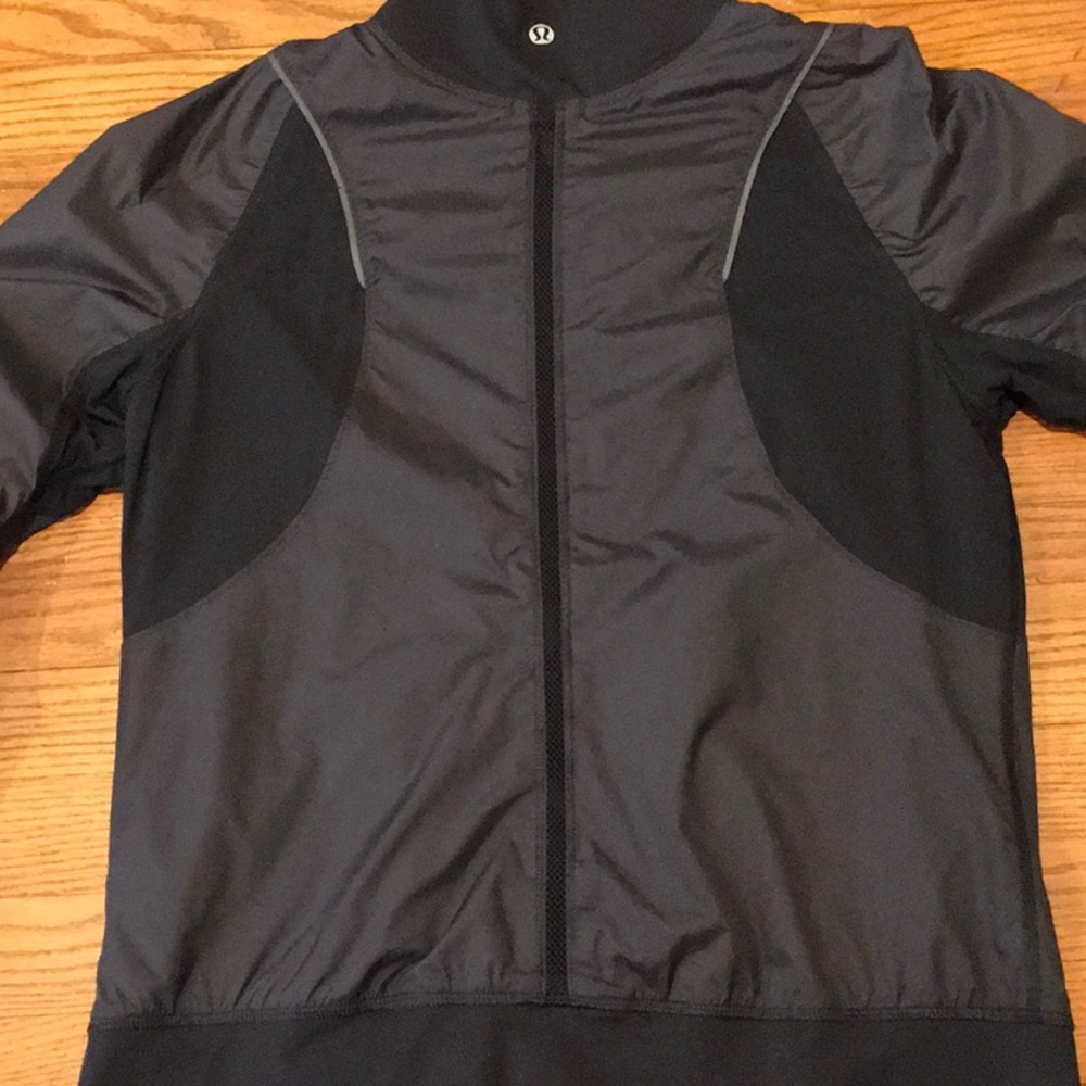 Lululemon Reversible Windbreaker - Picture 4 of 7